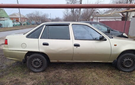 Daewoo Nexia I рестайлинг, 2008 год, 130 000 рублей, 2 фотография