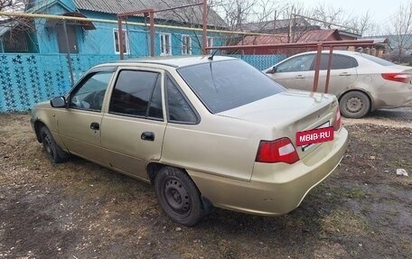 Daewoo Nexia I рестайлинг, 2008 год, 130 000 рублей, 6 фотография