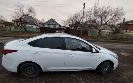 Hyundai Solaris II рестайлинг, 2019 год, 1 200 000 рублей, 2 фотография