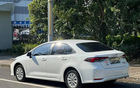 Toyota Corolla, 2022 год, 1 630 000 рублей, 10 фотография