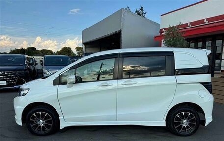 Honda Freed I, 2016 год, 927 000 рублей, 5 фотография