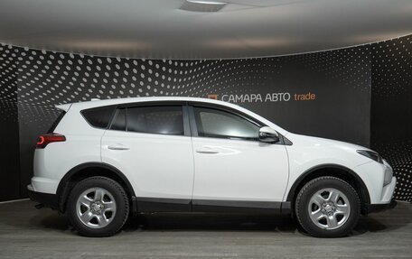 Toyota RAV4, 2018 год, 2 356 600 рублей, 5 фотография