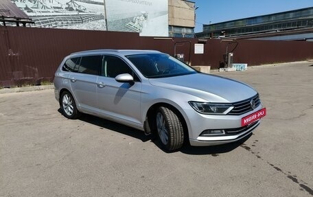 Volkswagen Passat B8 рестайлинг, 2016 год, 1 900 000 рублей, 4 фотография