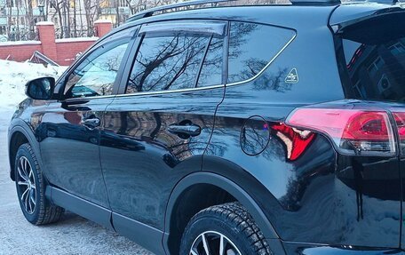 Toyota RAV4, 2018 год, 2 920 000 рублей, 9 фотография