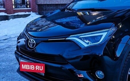 Toyota RAV4, 2018 год, 2 920 000 рублей, 4 фотография