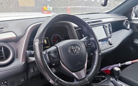 Toyota RAV4, 2018 год, 2 920 000 рублей, 16 фотография