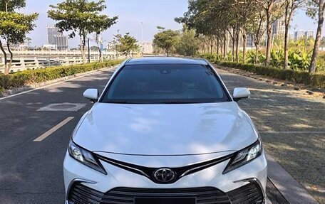 Toyota Camry, 2021 год, 2 900 000 рублей, 3 фотография