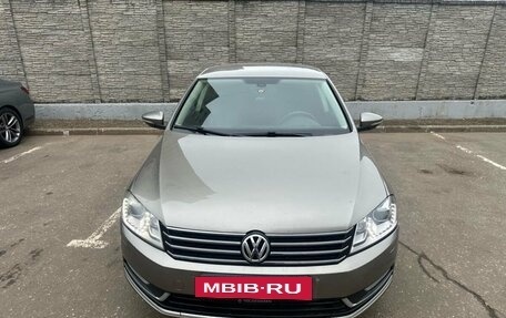 Volkswagen Passat B7, 2012 год, 1 127 000 рублей, 3 фотография