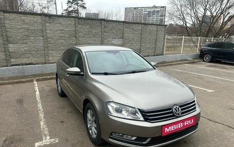 Volkswagen Passat B7, 2012 год, 1 127 000 рублей, 7 фотография