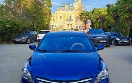 Hyundai Solaris II рестайлинг, 2015 год, 1 450 000 рублей, 1 фотография