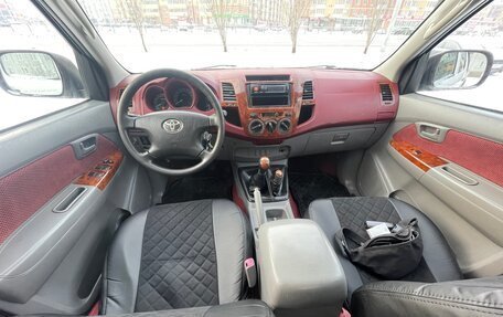 Toyota Hilux VII, 2011 год, 2 499 000 рублей, 23 фотография