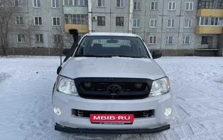 Toyota Hilux VII, 2011 год, 2 499 000 рублей, 10 фотография