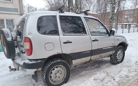 Chevrolet Niva I рестайлинг, 2004 год, 179 000 рублей, 6 фотография