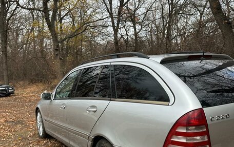 Mercedes-Benz C-Класс, 2003 год, 700 000 рублей, 3 фотография