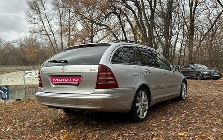 Mercedes-Benz C-Класс, 2003 год, 700 000 рублей, 2 фотография