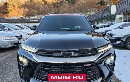 Chevrolet TrailBlazer, 2020 год, 1 800 000 рублей, 2 фотография