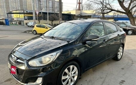 Hyundai Solaris II рестайлинг, 2011 год, 689 000 рублей, 1 фотография