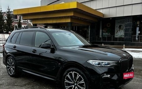 BMW X7, 2021 год, 9 900 000 рублей, 2 фотография