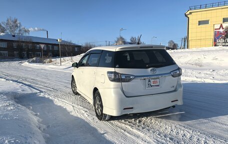 Toyota Wish II, 2012 год, 1 700 000 рублей, 2 фотография