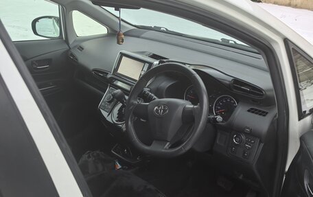 Toyota Wish II, 2012 год, 1 700 000 рублей, 6 фотография