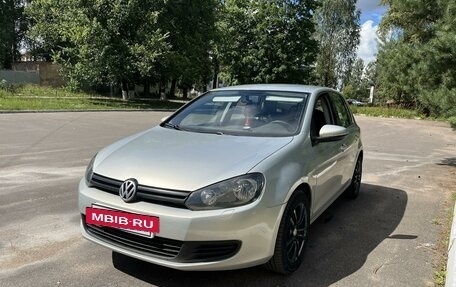 Volkswagen Golf VI, 2011 год, 870 000 рублей, 2 фотография