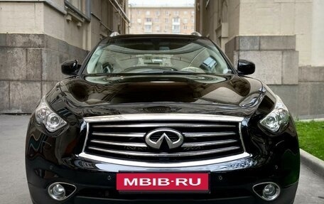 Infiniti QX70, 2013 год, 2 298 000 рублей, 2 фотография