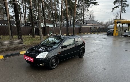 Ford Fiesta, 2005 год, 320 000 рублей, 2 фотография