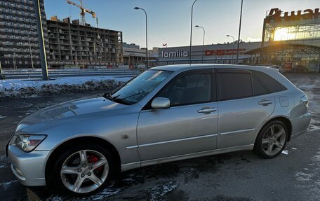 Toyota Altezza, 2001 год, 1 200 000 рублей, 2 фотография