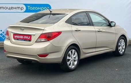 Hyundai Solaris II рестайлинг, 2011 год, 900 000 рублей, 5 фотография