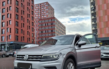 Volkswagen Tiguan II, 2017 год, 2 300 000 рублей, 5 фотография