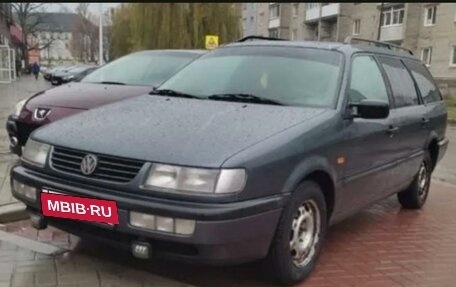 Volkswagen Passat B4, 1995 год, 405 000 рублей, 2 фотография