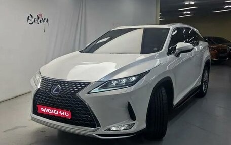 Lexus RX IV рестайлинг, 2021 год, 4 900 000 рублей, 1 фотография