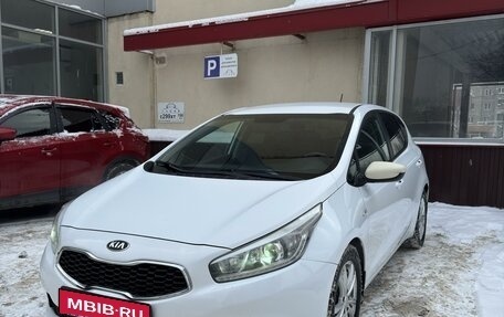 KIA cee'd III, 2013 год, 1 100 000 рублей, 2 фотография