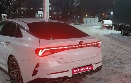 KIA K5, 2021 год, 2 300 000 рублей, 6 фотография