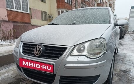 Volkswagen Polo IV рестайлинг, 2008 год, 800 000 рублей, 3 фотография