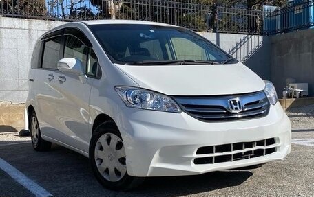 Honda Freed I, 2014 год, 1 100 000 рублей, 3 фотография