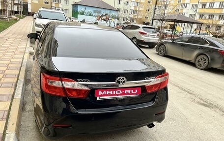 Toyota Camry, 2011 год, 1 560 000 рублей, 4 фотография