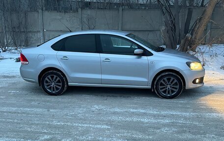 Volkswagen Polo VI (EU Market), 2012 год, 970 000 рублей, 2 фотография