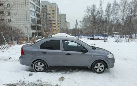 Chevrolet Aveo III, 2009 год, 550 000 рублей, 3 фотография