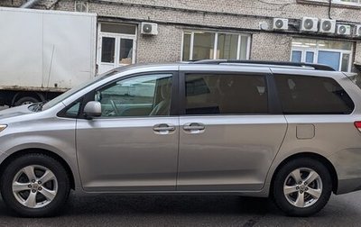 Toyota Sienna III, 2010 год, 1 800 000 рублей, 1 фотография