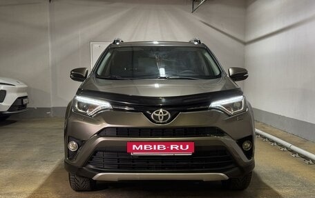 Toyota RAV4, 2015 год, 2 700 000 рублей, 2 фотография