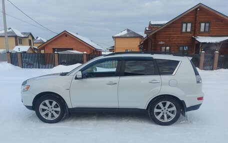 Mitsubishi Outlander III рестайлинг 3, 2011 год, 1 600 000 рублей, 1 фотография