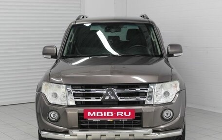 Mitsubishi Pajero IV, 2011 год, 2 250 000 рублей, 2 фотография