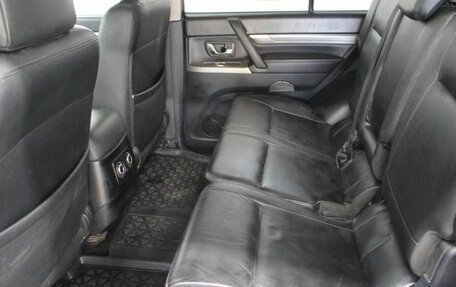 Mitsubishi Pajero IV, 2011 год, 2 250 000 рублей, 12 фотография