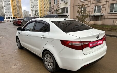 KIA Rio III рестайлинг, 2013 год, 850 000 рублей, 5 фотография