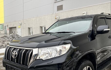 Toyota Land Cruiser Prado 150 рестайлинг 2, 2018 год, 5 300 000 рублей, 4 фотография