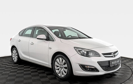 Opel Astra J, 2013 год, 950 000 рублей, 3 фотография