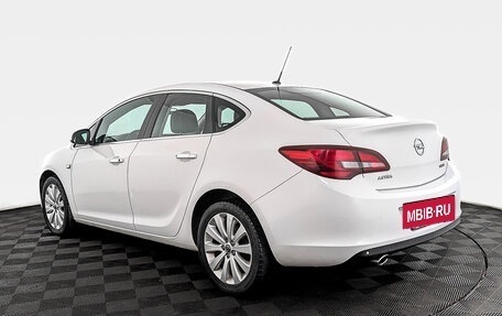 Opel Astra J, 2013 год, 950 000 рублей, 7 фотография