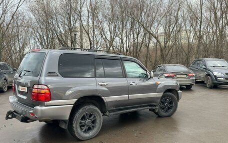 Toyota Land Cruiser 100 рестайлинг 2, 1999 год, 1 700 000 рублей, 28 фотография