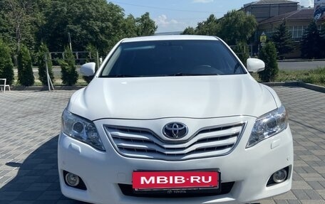 Toyota Camry, 2011 год, 1 550 000 рублей, 4 фотография